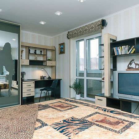 Apartment On Sevastopolska Square Kiev Buitenkant foto