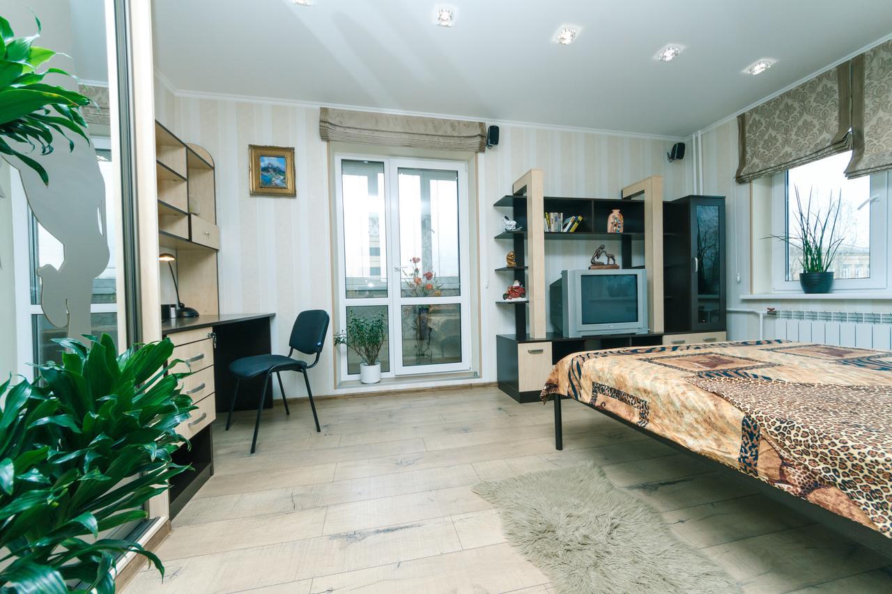 Apartment On Sevastopolska Square Kiev Buitenkant foto